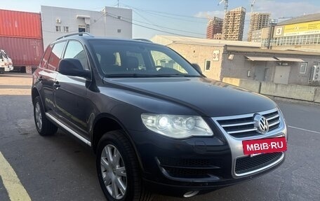 Volkswagen Touareg III, 2008 год, 1 570 000 рублей, 3 фотография