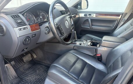 Volkswagen Touareg III, 2008 год, 1 570 000 рублей, 10 фотография