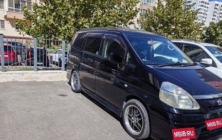 Nissan Serena II, 2003 год, 800 000 рублей, 2 фотография