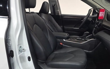 Toyota Highlander, 2023 год, 4 661 375 рублей, 15 фотография