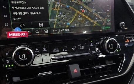 Toyota Highlander, 2023 год, 4 661 355 рублей, 7 фотография