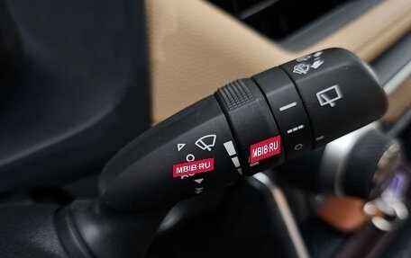 Toyota RAV4, 2023 год, 3 799 950 рублей, 10 фотография