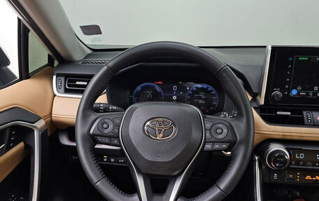 Toyota RAV4, 2023 год, 3 799 950 рублей, 11 фотография