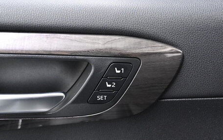 Toyota Highlander, 2023 год, 4 577 608 рублей, 9 фотография