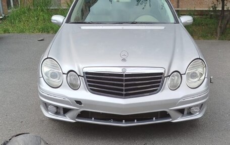 Mercedes-Benz E-Класс, 2002 год, 700 000 рублей, 1 фотография