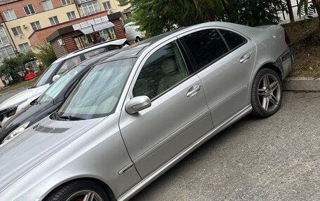 Mercedes-Benz E-Класс, 2002 год, 700 000 рублей, 3 фотография
