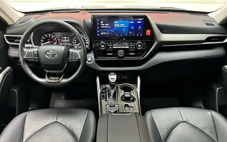 Toyota Highlander, 2022 год, 2 943 555 рублей, 11 фотография