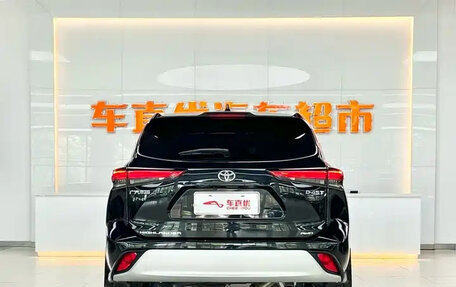 Toyota Highlander, 2022 год, 2 943 555 рублей, 6 фотография