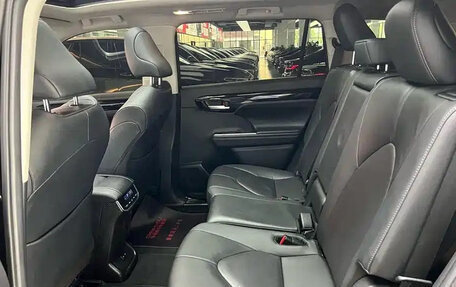 Toyota Highlander, 2022 год, 2 943 555 рублей, 15 фотография