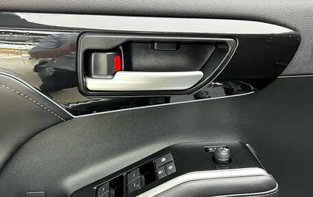 Toyota Highlander, 2022 год, 2 943 555 рублей, 19 фотография
