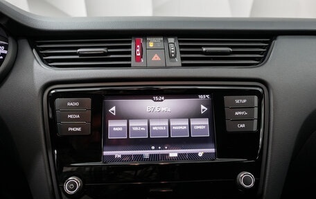 Skoda Octavia, 2018 год, 1 695 000 рублей, 19 фотография