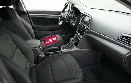 Hyundai Elantra VI рестайлинг, 2019 год, 1 690 000 рублей, 10 фотография