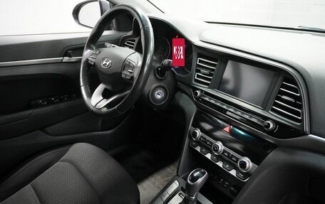 Hyundai Elantra VI рестайлинг, 2019 год, 1 690 000 рублей, 11 фотография