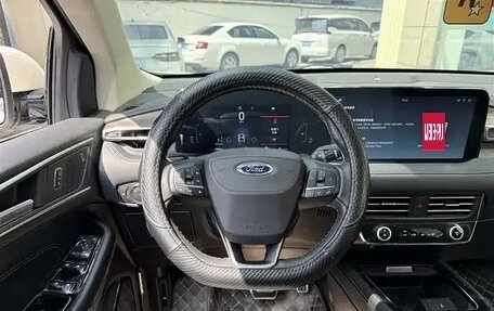 Ford Edge II рестайлинг, 2022 год, 2 140 000 рублей, 9 фотография
