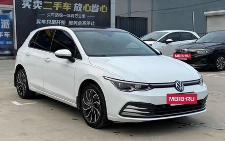 Volkswagen Golf VIII, 2021 год, 1 650 000 рублей, 3 фотография