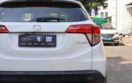 Honda Vezel, 2022 год, 1 358 000 рублей, 9 фотография
