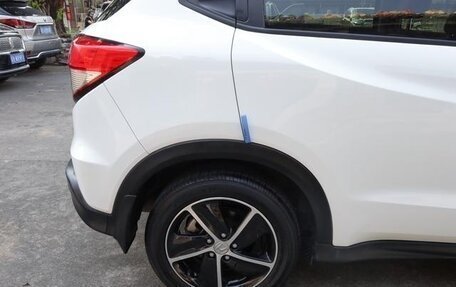 Honda Vezel, 2022 год, 1 358 000 рублей, 6 фотография