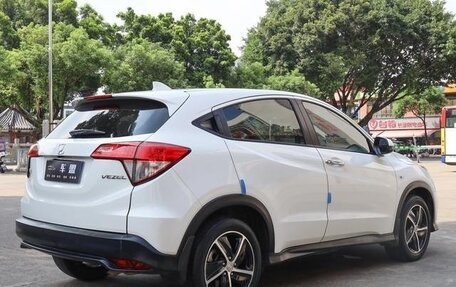 Honda Vezel, 2022 год, 1 358 000 рублей, 11 фотография