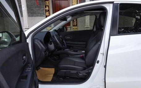 Honda Vezel, 2022 год, 1 358 000 рублей, 20 фотография