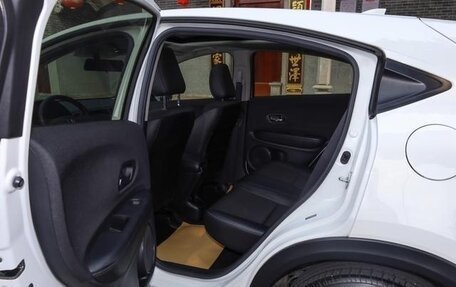 Honda Vezel, 2022 год, 1 358 000 рублей, 23 фотография