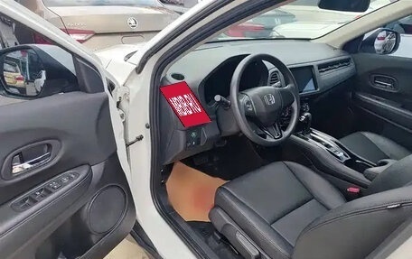 Honda Vezel, 2017 год, 1 228 000 рублей, 9 фотография