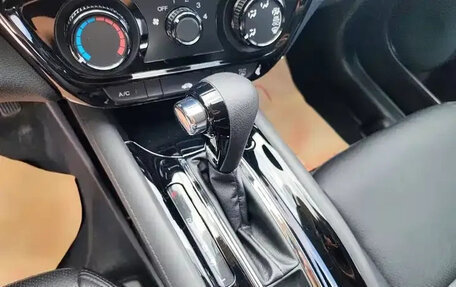 Honda Vezel, 2017 год, 1 228 000 рублей, 14 фотография