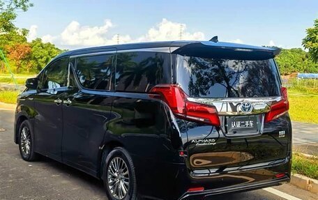 Toyota Alphard III, 2022 год, 4 680 888 рублей, 7 фотография