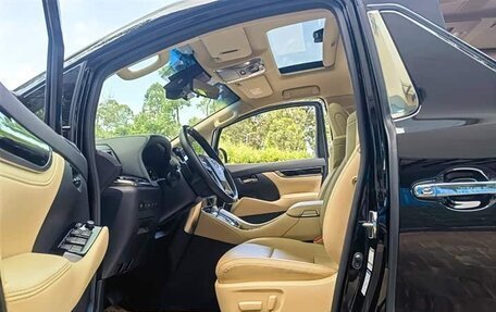 Toyota Alphard III, 2022 год, 4 680 888 рублей, 14 фотография