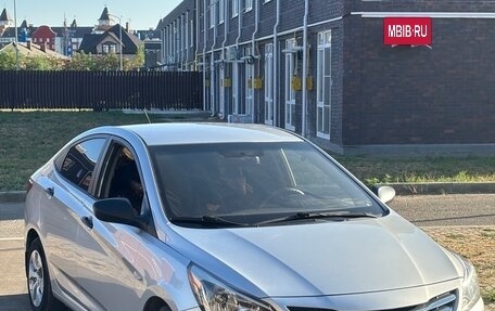 Hyundai Solaris II рестайлинг, 2016 год, 890 000 рублей, 10 фотография