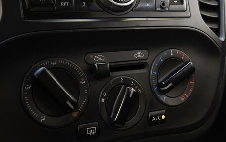Nissan Juke II, 2012 год, 950 000 рублей, 14 фотография