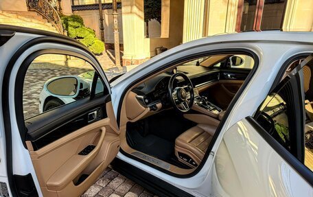 Porsche Panamera II рестайлинг, 2019 год, 7 200 000 рублей, 13 фотография