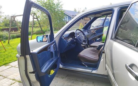 Mercedes-Benz E-Класс, 1998 год, 800 000 рублей, 9 фотография