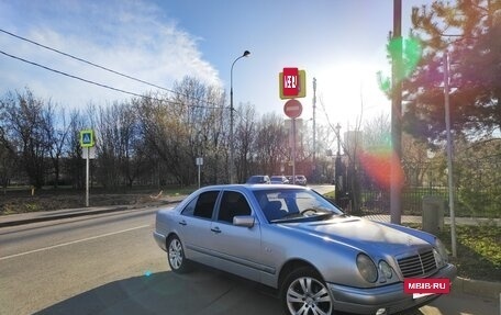 Mercedes-Benz E-Класс, 1998 год, 800 000 рублей, 20 фотография