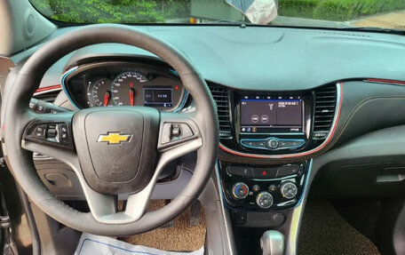 Chevrolet Trax, 2022 год, 1 030 000 рублей, 13 фотография