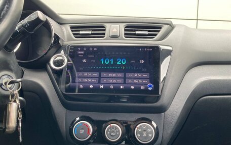 KIA Rio III рестайлинг, 2015 год, 919 000 рублей, 18 фотография