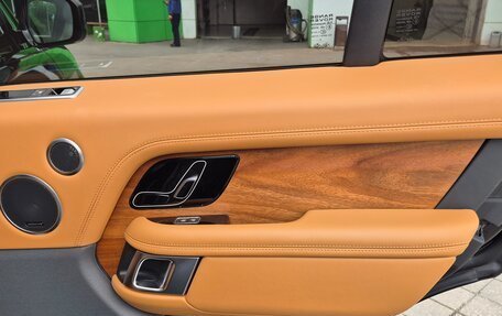 Land Rover Range Rover IV рестайлинг, 2021 год, 9 850 000 рублей, 13 фотография