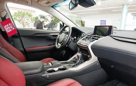 Lexus NX I, 2019 год, 3 250 000 рублей, 13 фотография