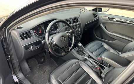 Volkswagen Jetta VI, 2016 год, 1 100 000 рублей, 7 фотография