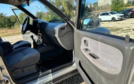 KIA Sportage IV рестайлинг, 2004 год, 485 000 рублей, 13 фотография