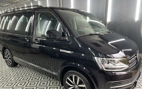 Volkswagen Multivan T6 рестайлинг, 2019 год, 5 700 000 рублей, 6 фотография