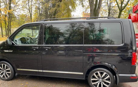 Volkswagen Multivan T6 рестайлинг, 2019 год, 5 700 000 рублей, 15 фотография