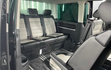 Volkswagen Multivan T6 рестайлинг, 2019 год, 5 700 000 рублей, 20 фотография