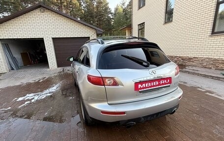 Infiniti FX I, 2005 год, 780 000 рублей, 5 фотография