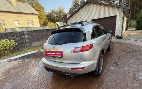 Infiniti FX I, 2005 год, 780 000 рублей, 6 фотография