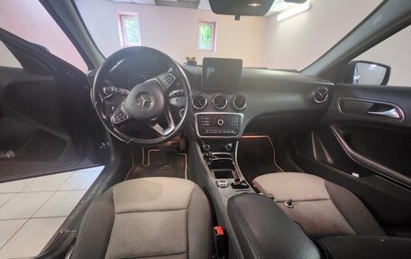 Mercedes-Benz GLA, 2019 год, 1 820 000 рублей, 7 фотография