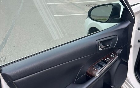 Toyota Camry, 2018 год, 2 500 000 рублей, 13 фотография