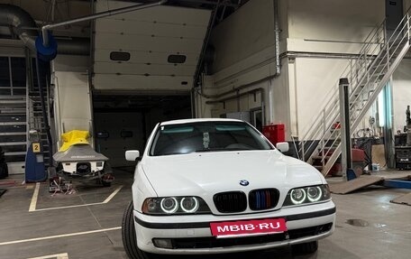 BMW 5 серия, 1996 год, 749 999 рублей, 3 фотография