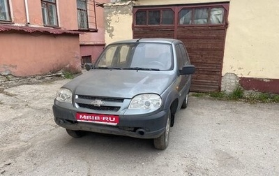 Chevrolet Niva I рестайлинг, 2010 год, 310 000 рублей, 1 фотография