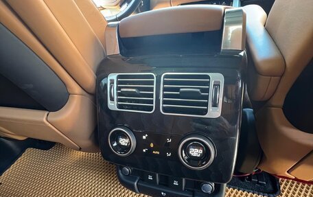 Land Rover Range Rover IV рестайлинг, 2019 год, 9 200 000 рублей, 14 фотография