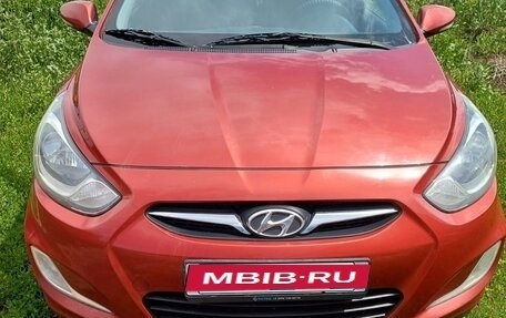 Hyundai Solaris II рестайлинг, 2013 год, 790 000 рублей, 1 фотография